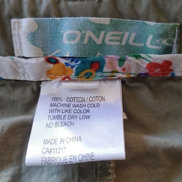 O'Neill capris - Picture 5 of 6